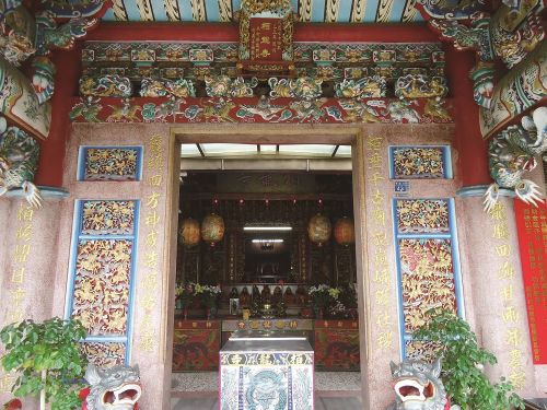 柏龍寺、柏龍湖栢龍寺