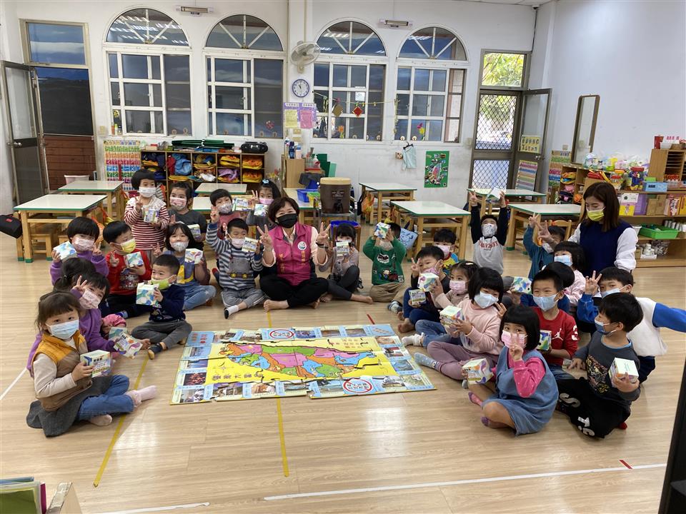 111年鄉立幼兒園歡慶兒童節 ㊗️福每位孩子健康平安 #兒童節快樂！發送兒童禮物