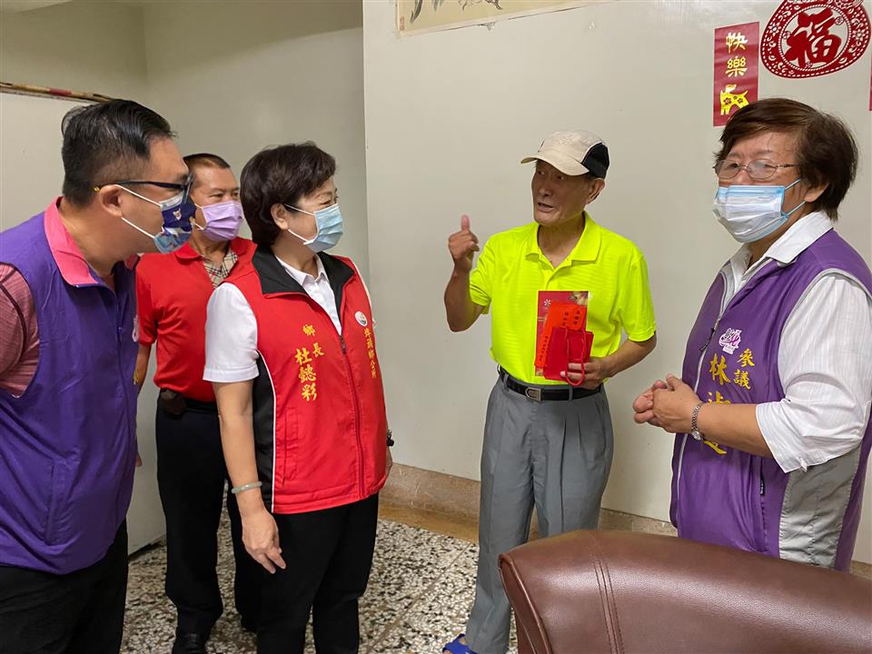 110年度 幸福埤頭精彩剪影百歲人瑞到府拜訪