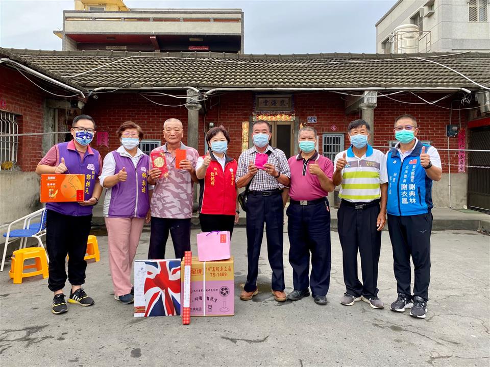 110年度 幸福埤頭精彩剪影百歲人瑞到府拜訪