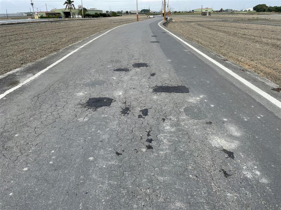 埤頭鄉豐崙村豐崙路(彰137)路面改善工程施工前