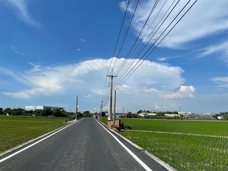 埤頭鄉豐崙村豐崙路(彰137)路面改善工程施工後照片