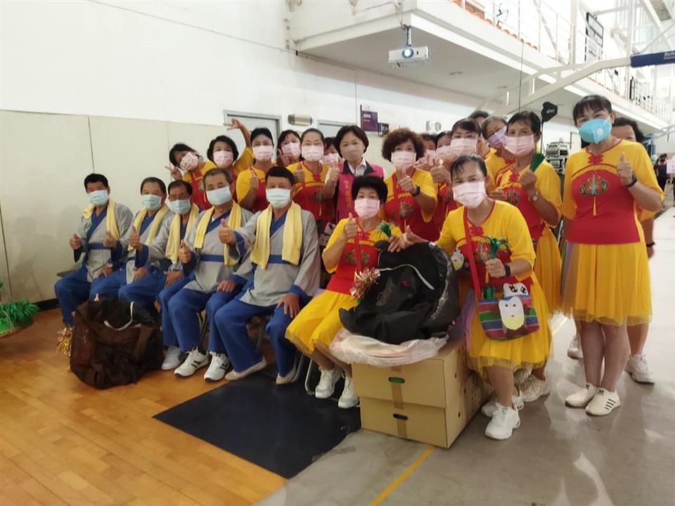 111年-中和社區-111年度社區照顧關懷據點成果展「第一名」111年-中和社區-111年度社區照顧關懷據點成果展「第一名」