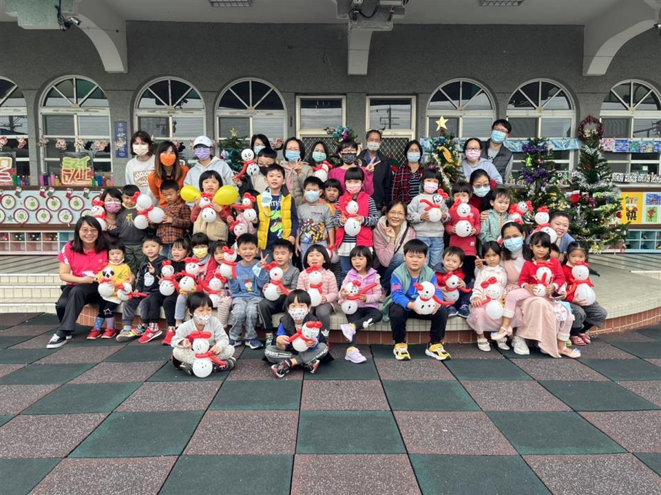 110學年度教保資源中心假日親子活動～（三）親子造型氣球---110.12.25110學年度教保資源中心假日親子活動～（三）親子造型氣球