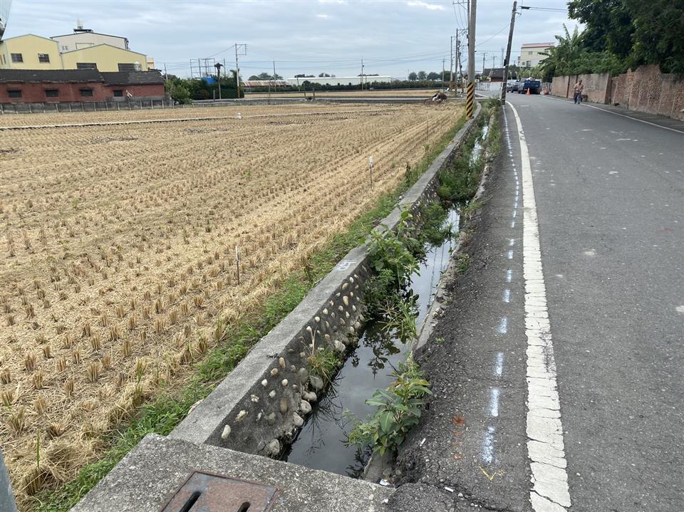 埤頭鄉崙腳村和平路及中學路420巷道路排水改善工程施工前