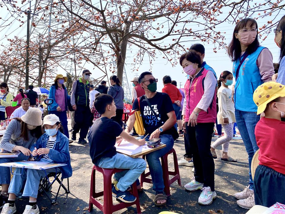 112年度 幸福埤頭精彩剪影  彰化縣埤頭鄉木棉花道社區親子寫生比賽活動剪影10