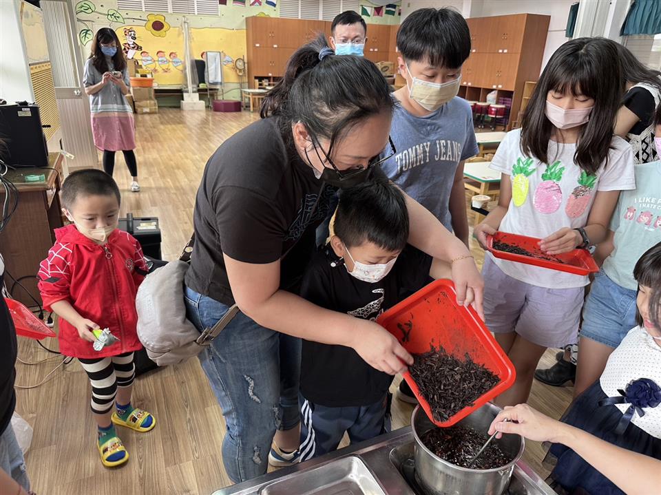 111學年度社區教保資源中心假日親子活動（七）～兒童親子健康講座111學年度社區教保資源中心假日親子活動（七）～兒童親子健康講座