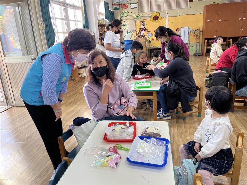 112學年度社區教保資源中心假日親子活動（二）～餅乾變變變112學年度社區教保資源中心假日親子活動（二）～餅乾變變變