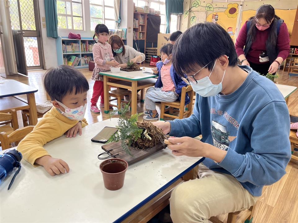 112學年度社區教保資源中心假日親子活動（四）～植物遇上苔112學年度社區教保資源中心假日親子活動（四）～植物遇上苔