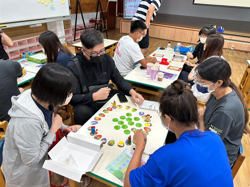112學年度親職講座-10/28從繪本出發…了解噴火龍的情緒密碼112學年度親職講座-10/28從繪本出發…了解噴火龍的情緒密碼