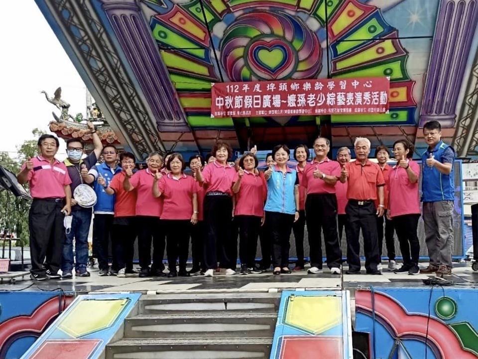 112年-和豐社區-中秋節假日廣場～嬤孫老少綜藝表演秀中秋節假日廣場～嬤孫老少綜藝表演秀