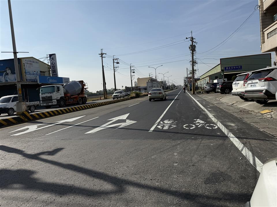 埤頭鄉崙子村彰水路三段851巷旁、彰水路四段等路面改善工程B彰水路四段施工後