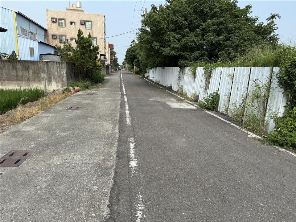 埤頭鄉崙子村崙子路、竹圍村竹圍路、合興村斗苑西路及永豐村東西路等路面改善工程崙子路343巷施工前