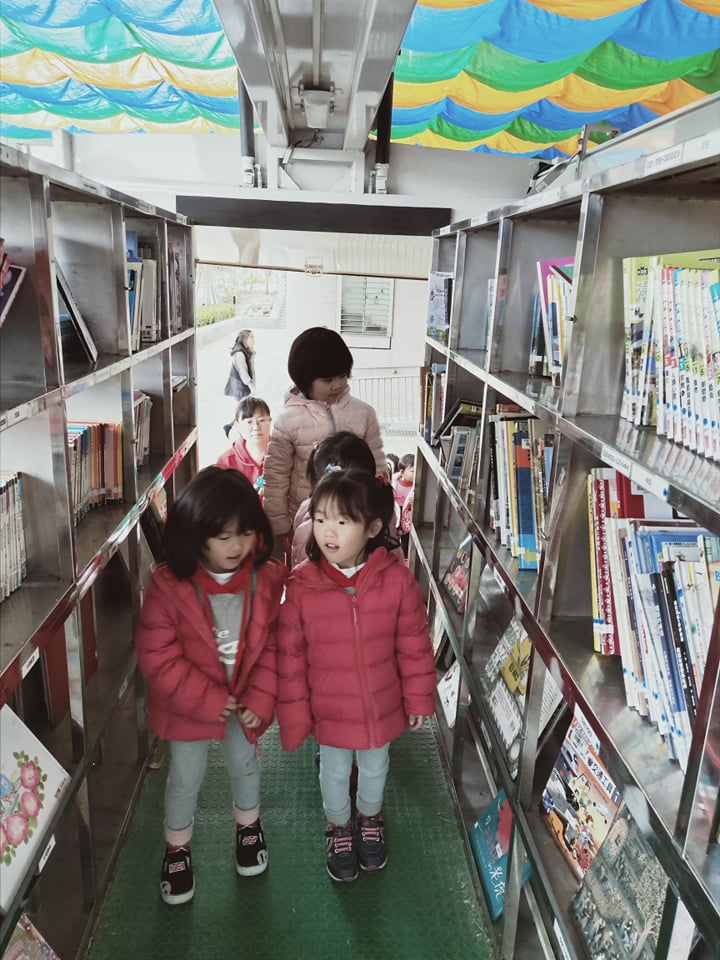 活動花絮108-02-01行動圖書車