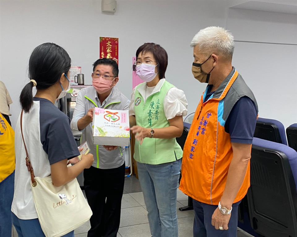 112年永靖鄉機車下鄉考照服務機車下鄉考照-發放宣導品