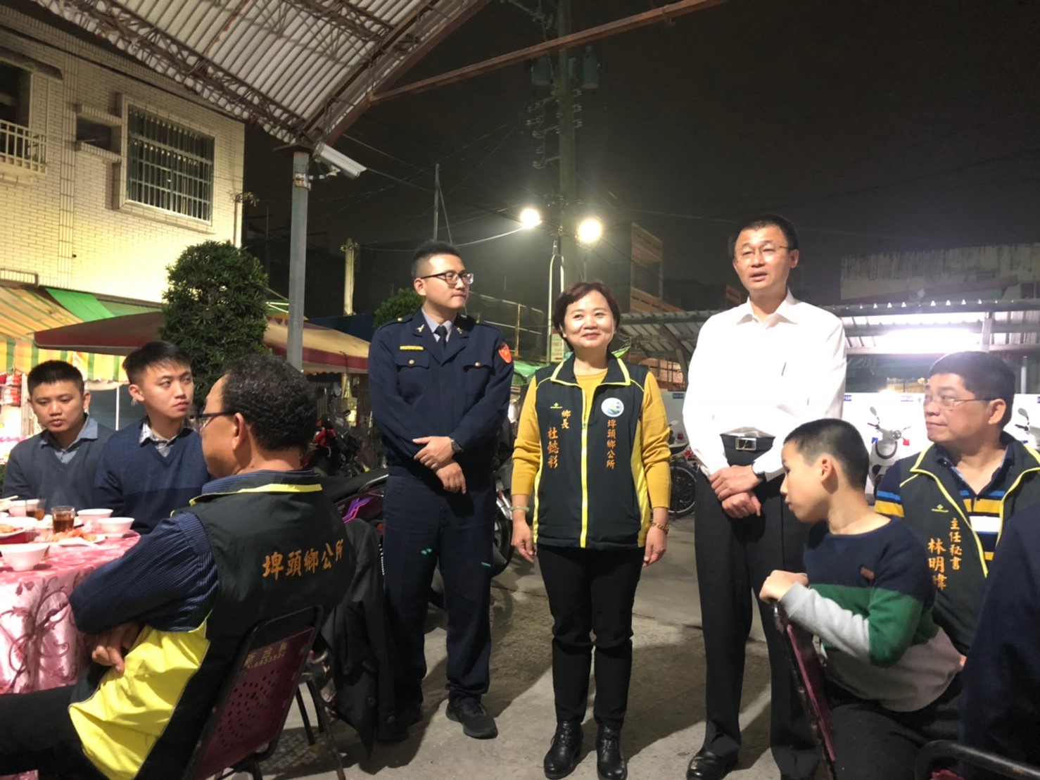 108年慰勞埤頭警消人員，小年夜宴請埤頭警消人員鄉長向警消同仁慰問、祝賀